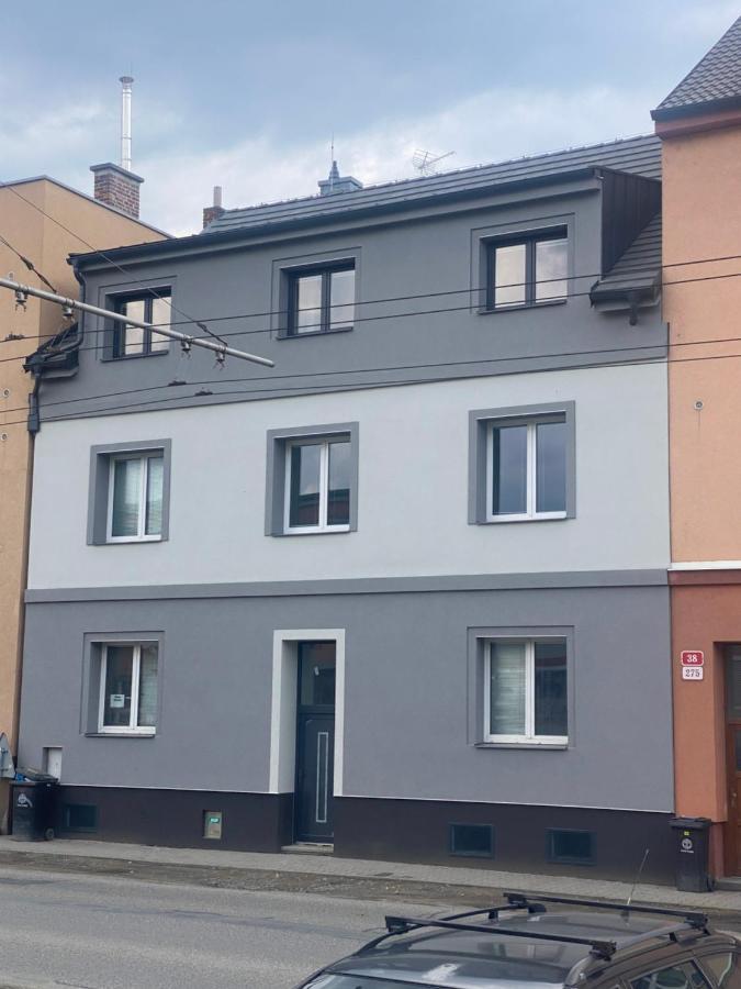 Cerna Ruze- Apartman 5 Plzen Ngoại thất bức ảnh